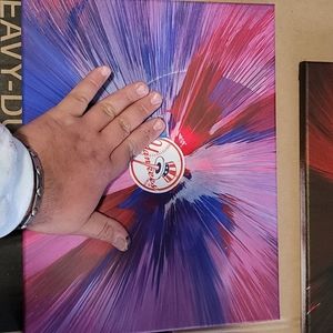 Yankees spin art